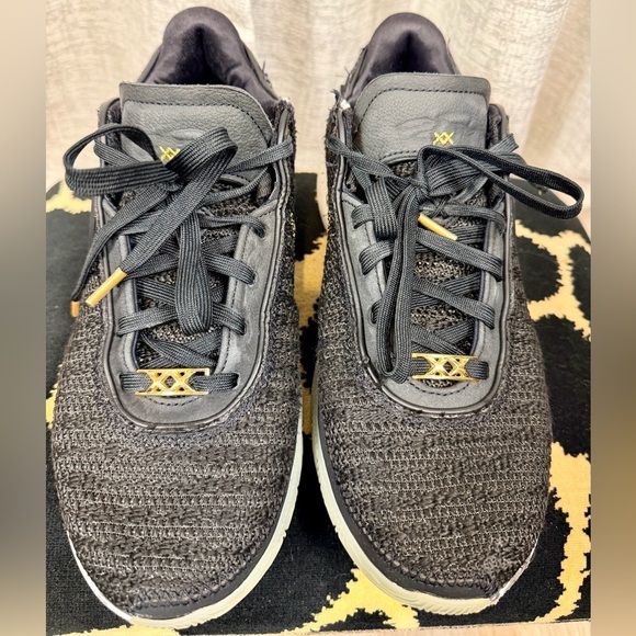 Nike LeBron XX (20) Other - Nike LeBron XX Black and Gold Men’s Size 9.5 – Signature Basketball Sho